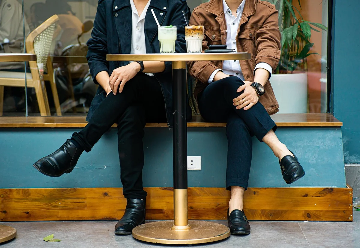 Romances cyberpunk : les 12 meilleurs livres à dévorer en 2026