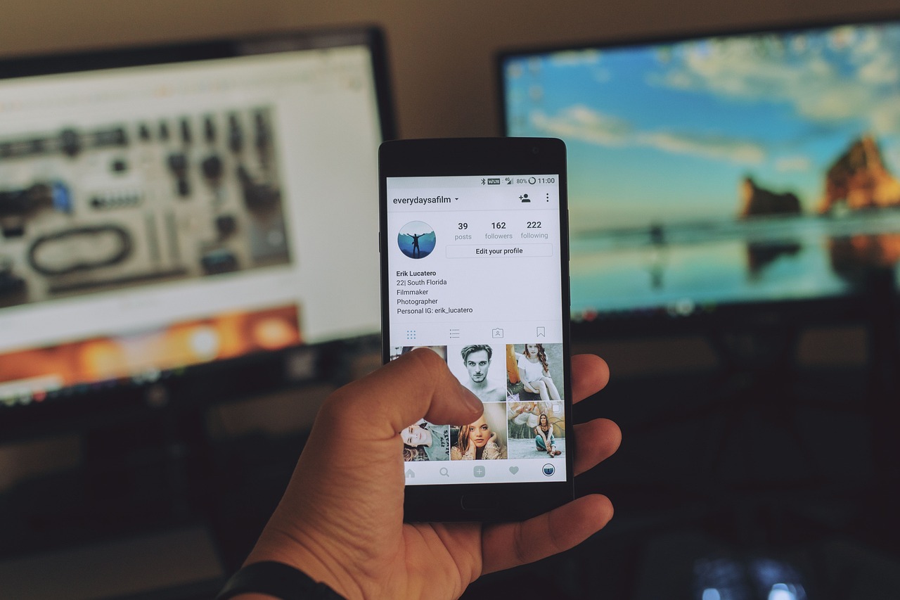 découvrez l'importance de l'expérience utilisateur (ux) et comment optimiser la navigation, l'accessibilité et la satisfaction des utilisateurs sur vos sites web ou applications.
